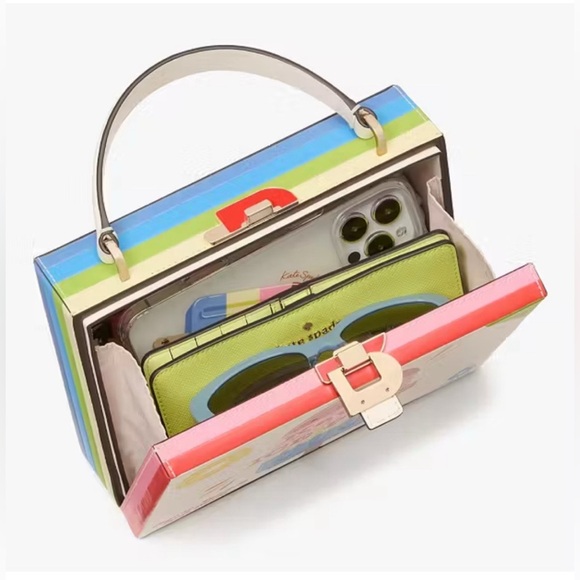 Kate Spade Snack Bar Popsicle
Crossbody Wallet Set - Picture 8 of 14